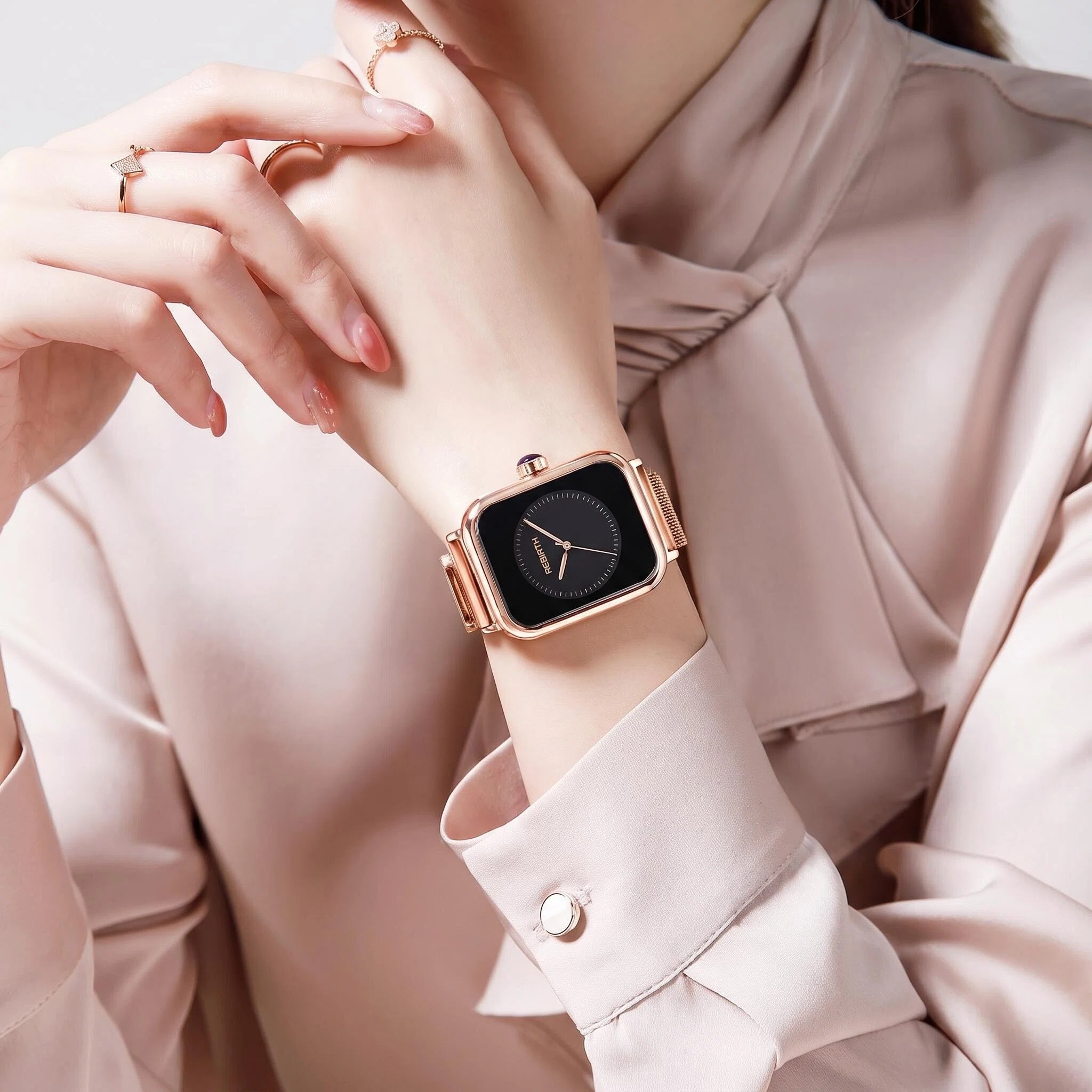 Orologio da Donna Quadrato di  - Luxury Watch Black recensione e prezzo