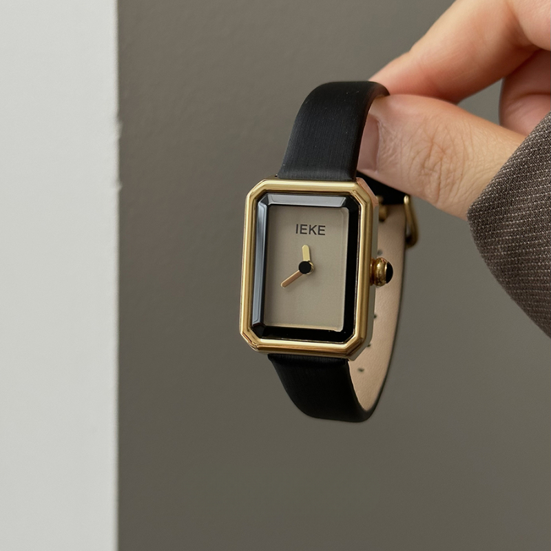 Orologio da donna al quarzo di - Luxury Watch Black recensione e prezzo