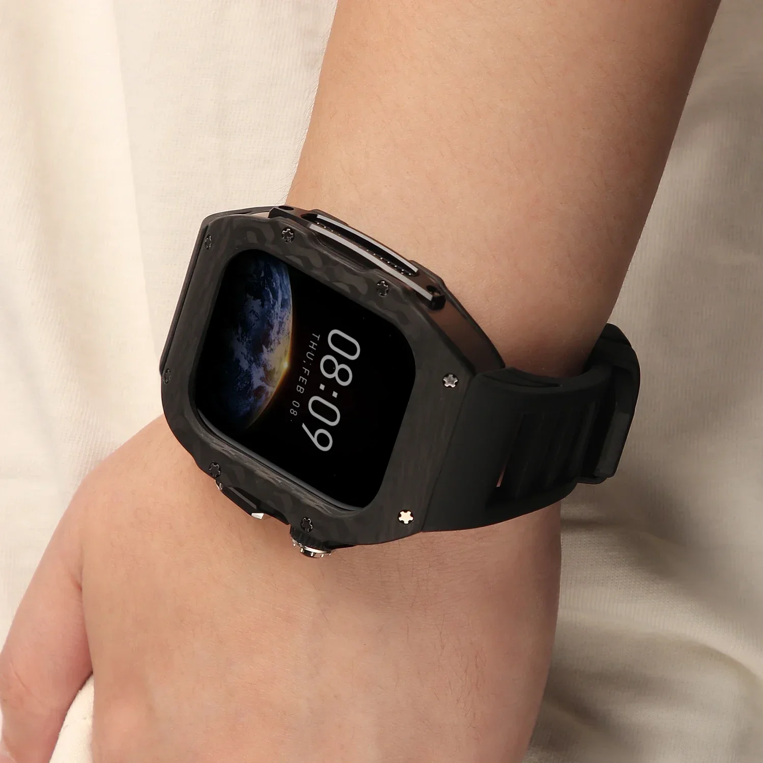Custodia in fibra di carbonio  - Luxury Watch Apple recensione e prezzo