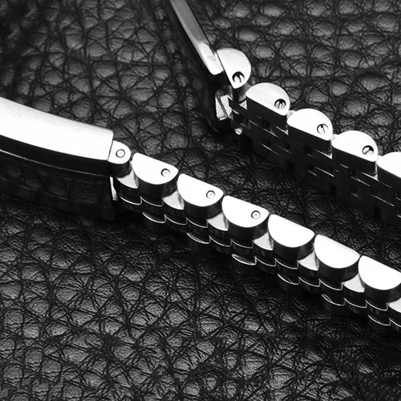 Solido cinturino in acciaio in - Luxury Watch Jaeger Lecoultre recensione e prezzo