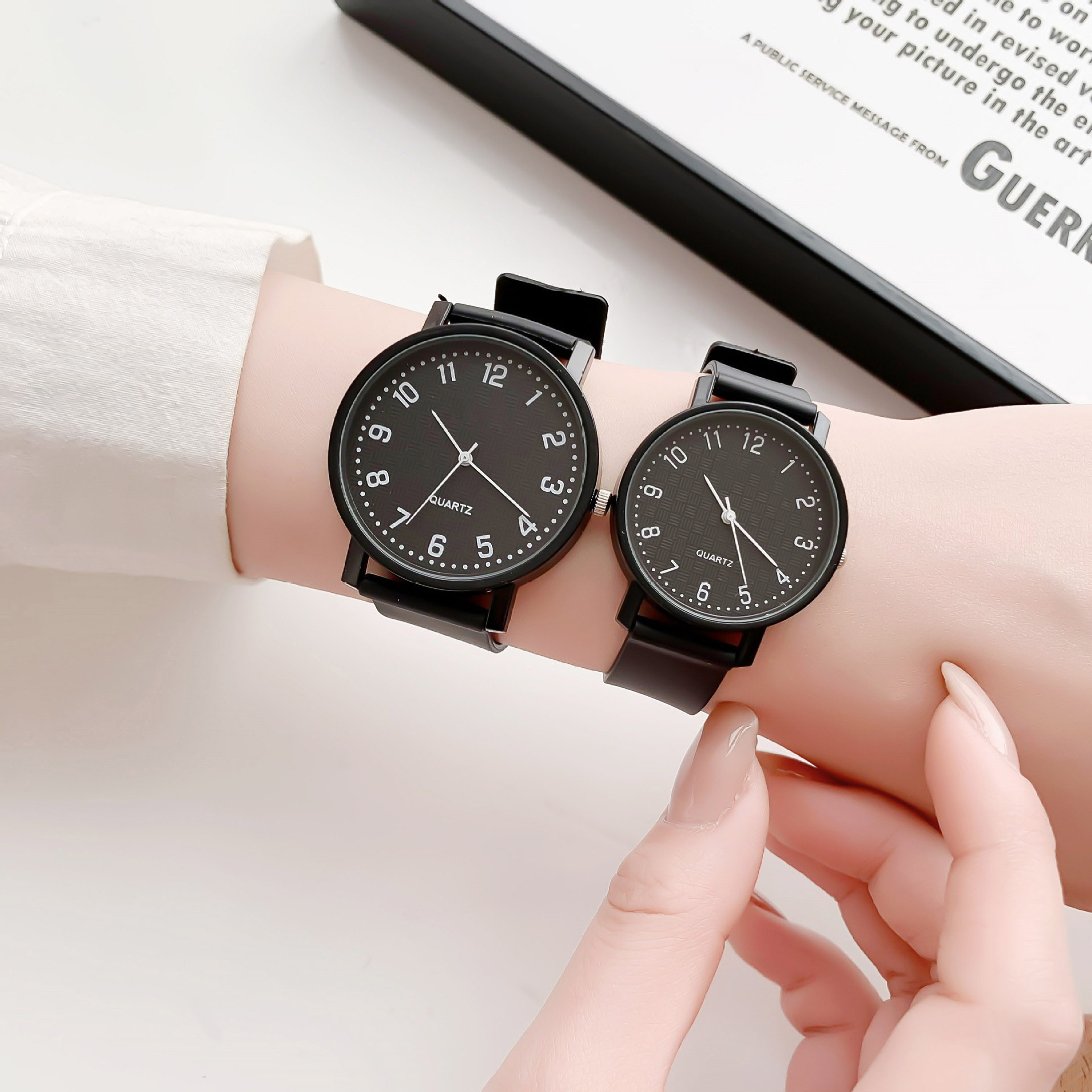 Semplice orologio nero Orologi - Luxury Watch Black recensione e prezzo